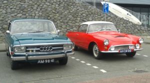 Sixties historie van Audi en aanverwanten in beeld: een schitterende Super 90 en een DKW 1000 Sp vormden pareltjes in Lemmer. Foto: Erik van Putten