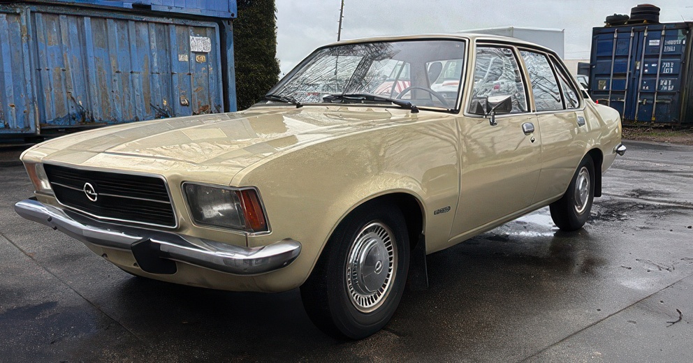 Opel Rekord 1900D