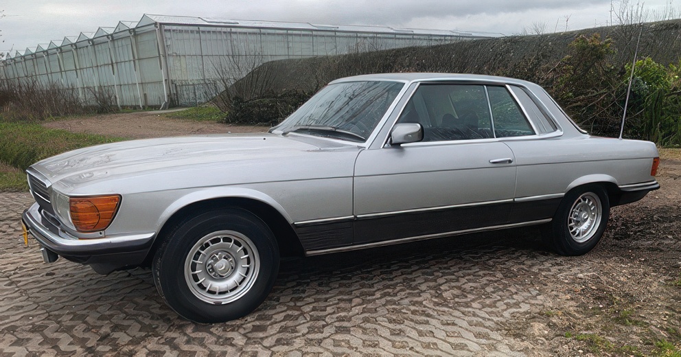Mercedes-Benz 350 SLC W107