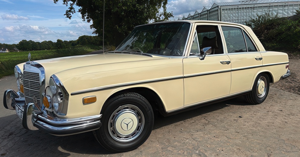 Mercedes-Benz 280SE 4.5