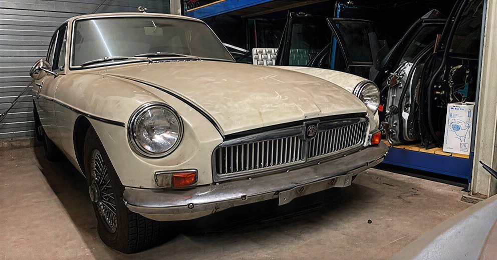 MGB GT