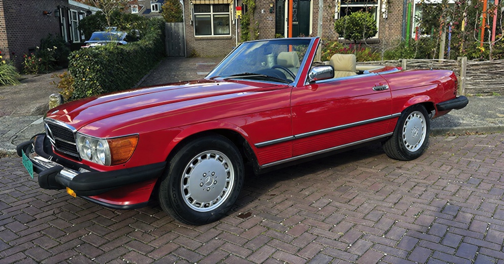 Mercedes-Benz SL-Klasse 560 SL
