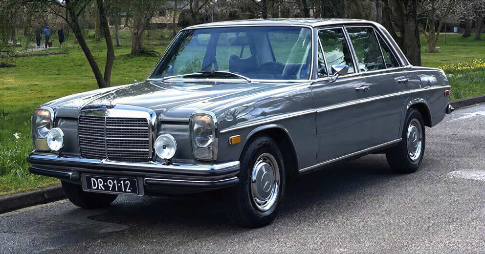 Mercedes-Benz 250 W114 Automaat