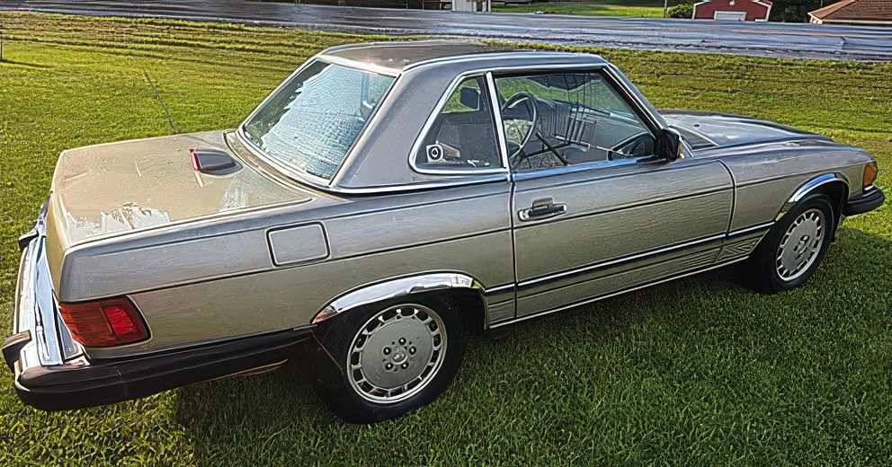 Mercedes-Benz SL-Klasse 560 SL