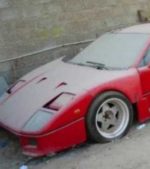 Dubai, achter gelaten auto