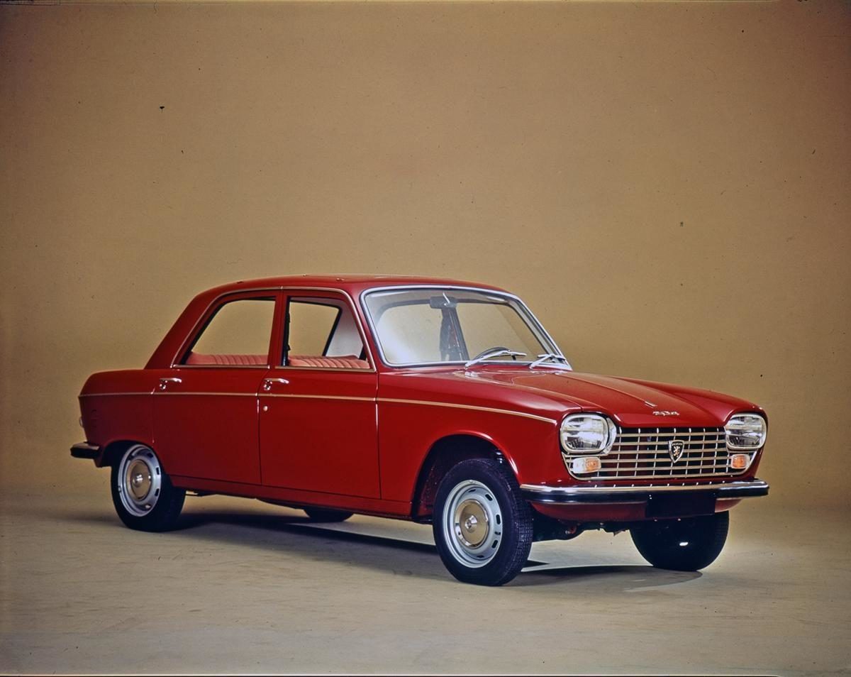 1967 Peugeot 204 Plateau bâché - - Car Design Archives