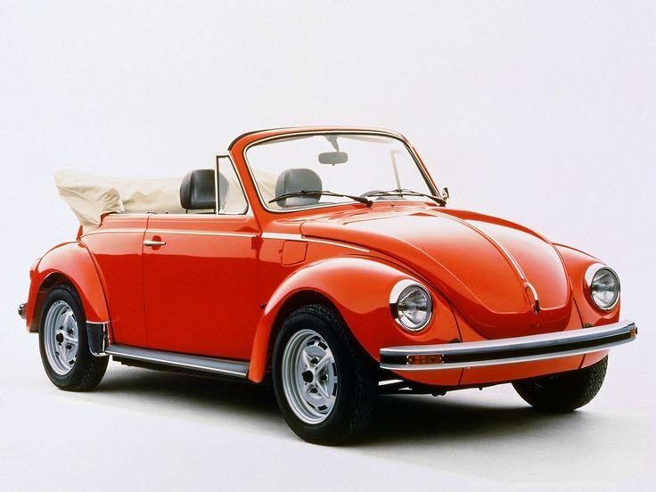 VW 1303コンバーチブル。 一番最後に開いているカブトムシ