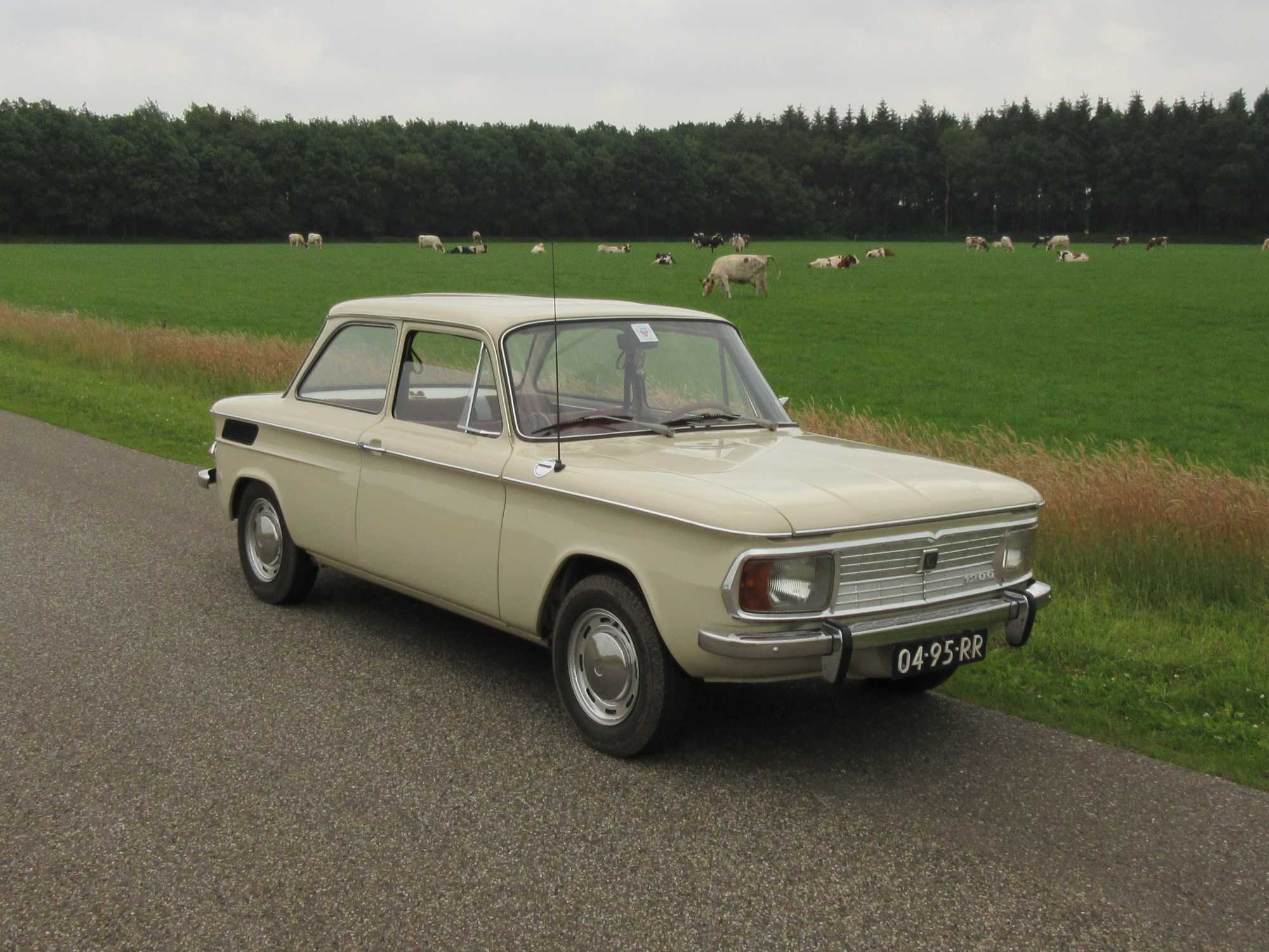 Nsu p10. NSU 1200. Ауди 1965 год. Седан NSU TT.. NSU 1000.