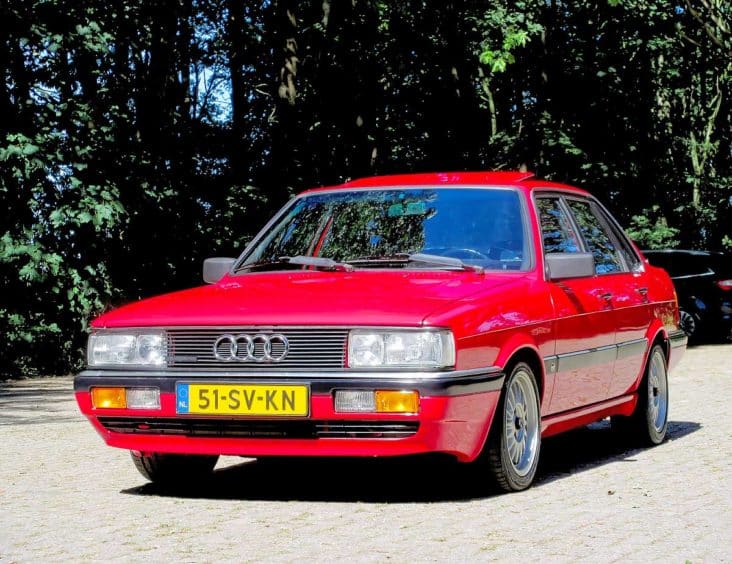Rij impressie Audi 90 quattro. Superlatieven in hoofdletters