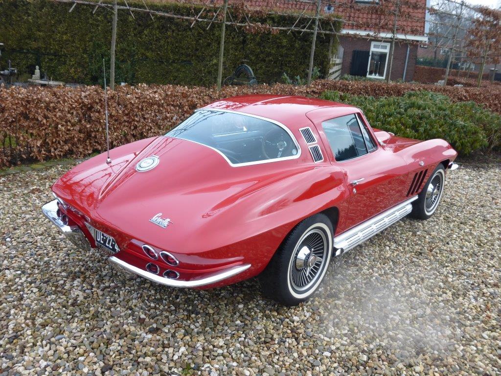 55 Corvette TM GM