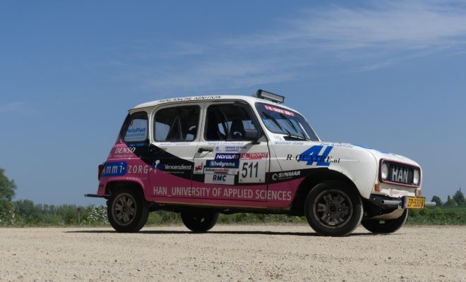 Renault R4 en de 4TL Trophy Marokko, rally, Renault. R4