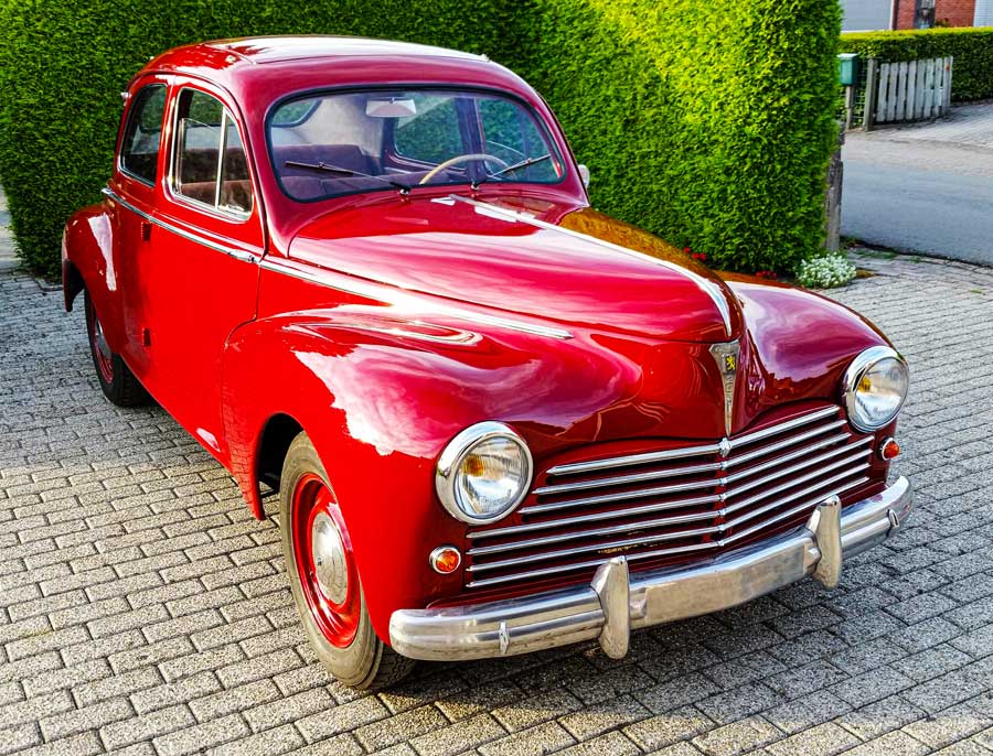 Peugeot 203 C (1955). Opgetogen over het bezit - Auto Motor Klassiek Nieuws