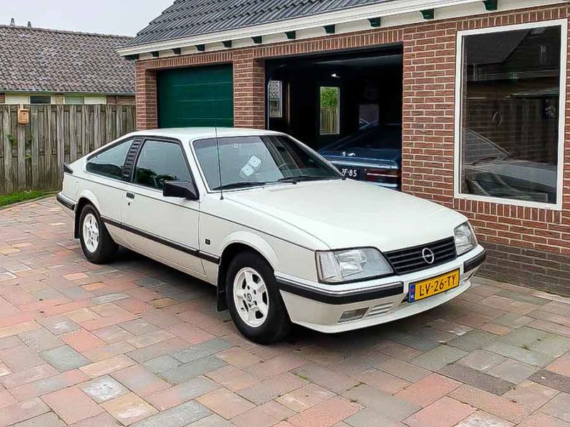 Opel Monza Coupé (1985)