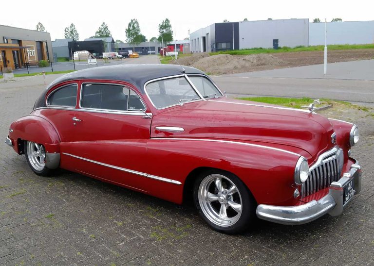 Buick Super Sedanet uit 1946 van Jan. “Best things in life are free .” 