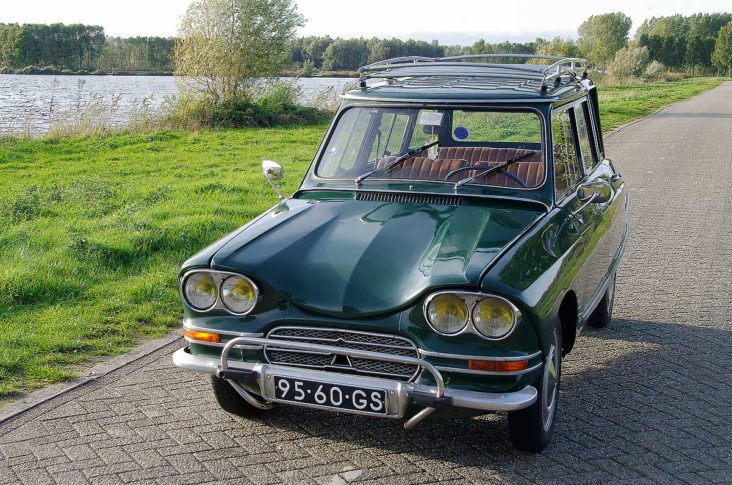 Citroën Ami 6 Break Comfort uit 1968. Une très belle voiture pour Hans. 