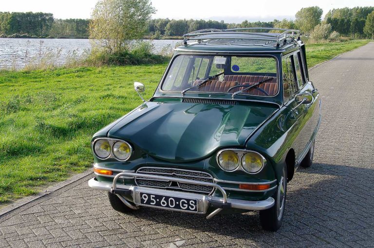 Citroën Ami 6 Break Comfort de 1968. Une très belle voiture pour Hans.