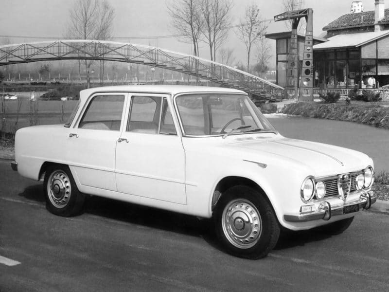Alfa Romeo Giulia Berlina. Een schoonheid is zestig jaar geworden