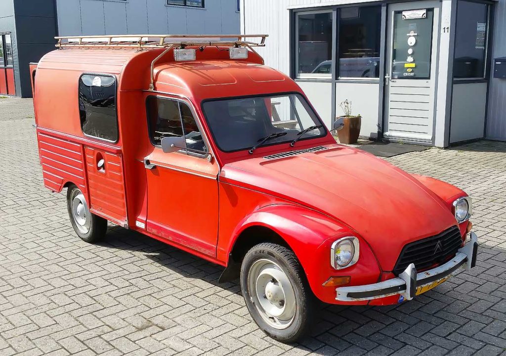 Citroën Acadiane bestelwagen uit 1986 is een leerproject voor Chris. 