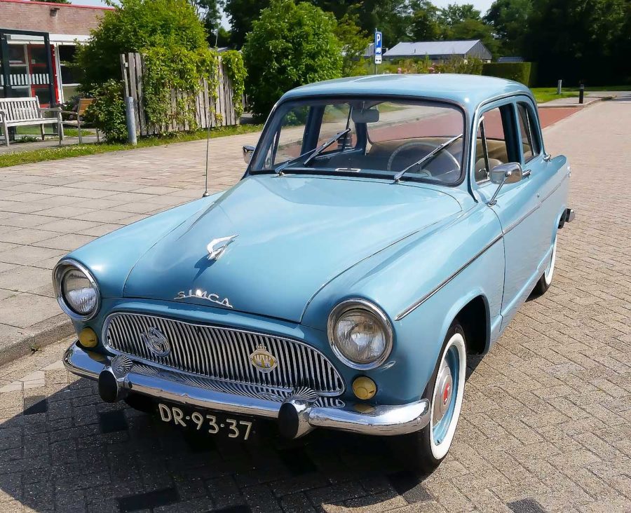 Simca Aronde Etoile uit 1961 van Theo. Een stijlvol model. – Auto Motor ...