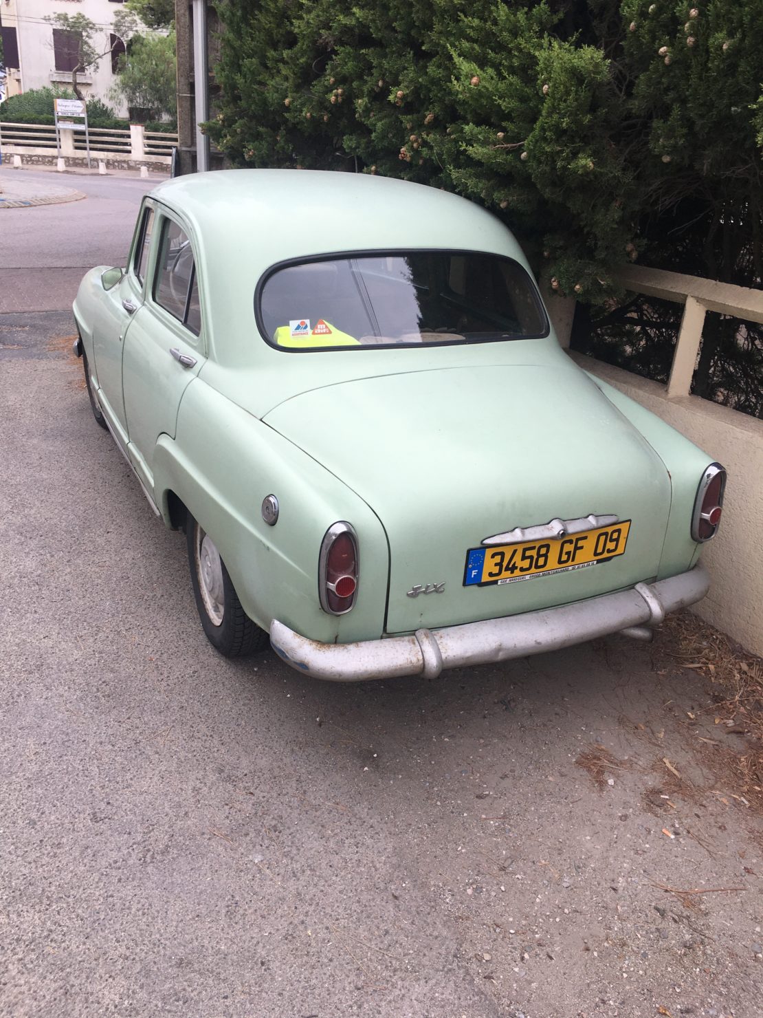 Simca Aronde Etoile uit 1961 van Theo. Een stijlvol model. – Auto Motor ...