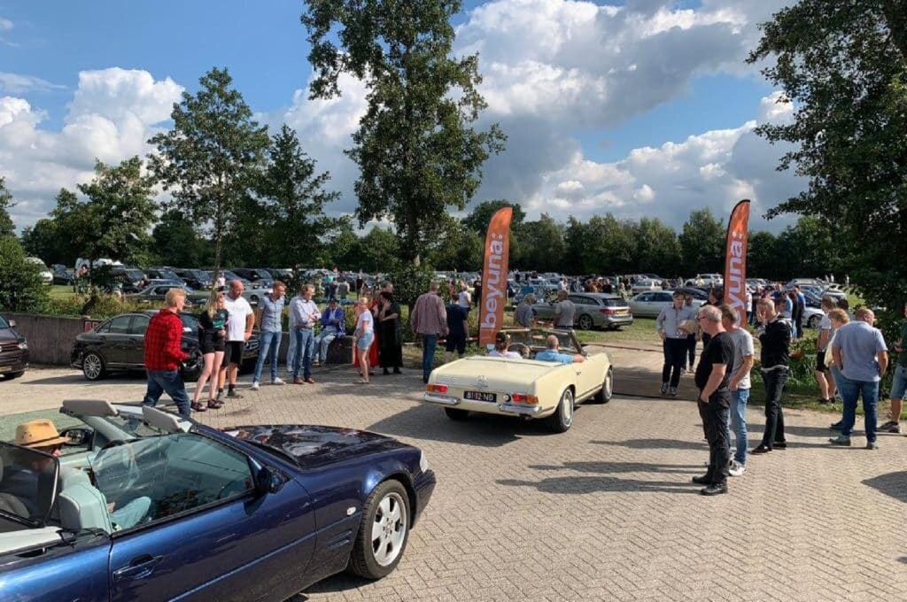 Star Cars and Coffee. De terugkeer van stralende sterren in Surhuisterveen
