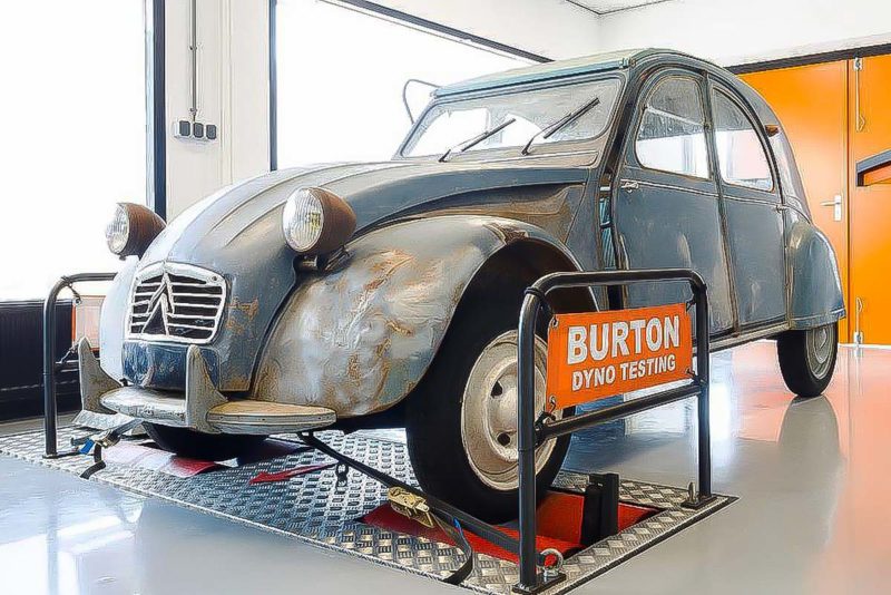 Zutphense autoproducent Burton in Franse handen!
