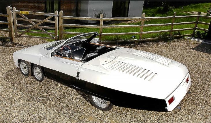 Overdrijven is ook een vak. En soms zelfs cool: de Panther Six. – Auto