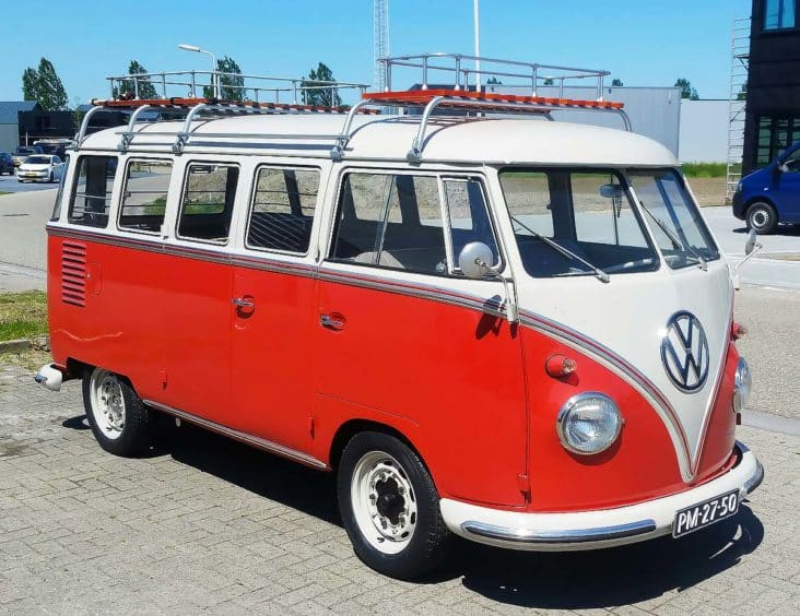 Volkswagen Combi de luxe uit 1962 van Henk. Veelzijdigheid.