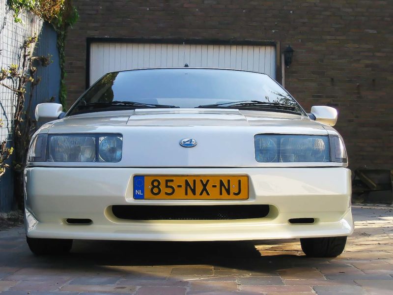 Renault Alpine GTA V6 Turbo uit 1987 van Jaap. Een bewaarexemplaar. 