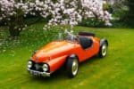 Panhard Dyna X Barquette uit 1950. Knuffelobject van Wim.