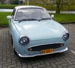 Nissan Figaro uit 1991 van Edzer. Een kek karretje.