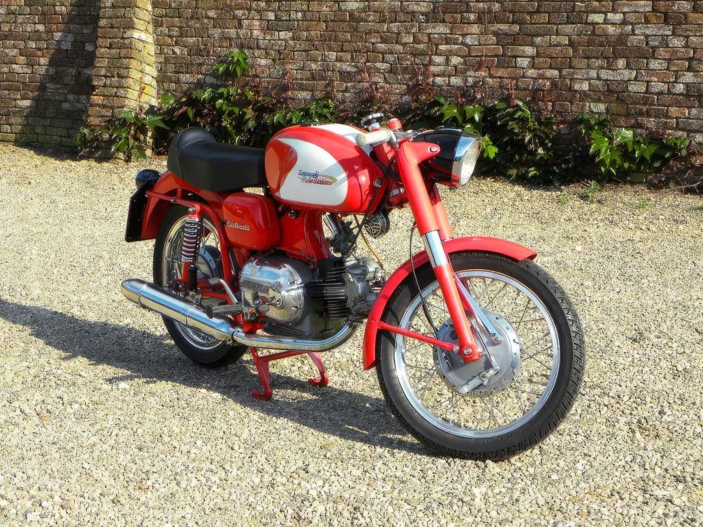 Aermacchi Ala Verde 250