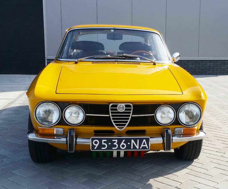 Alfa Romeo 1750 GTV "Bertone" (1970) - Overweldigende schoonheid voor Marten.