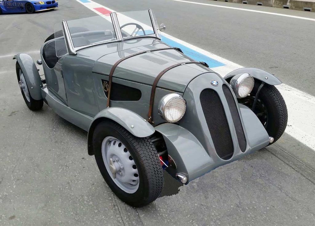 Cotura uit 1936 van martijn. racewagen op basis van de bmw 326.
