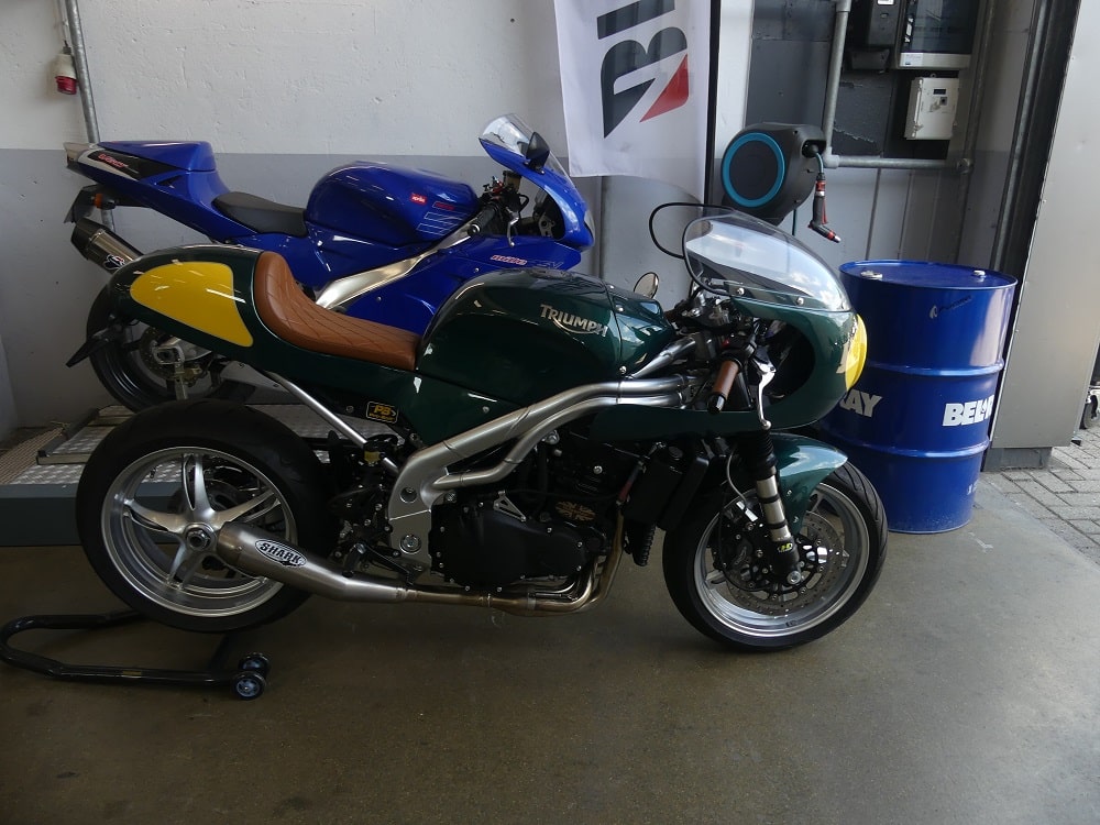 Ook al klassiek: een t595 cafe racer