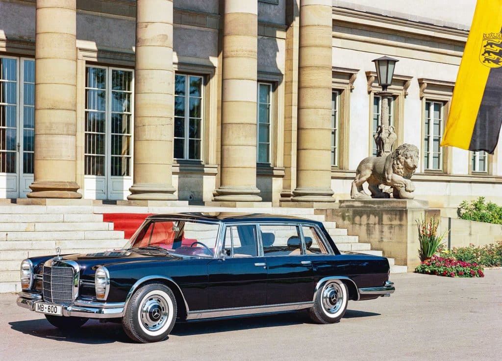 Mercedes-benz 600. al zestig jaar het symbool van automobiel excellentie