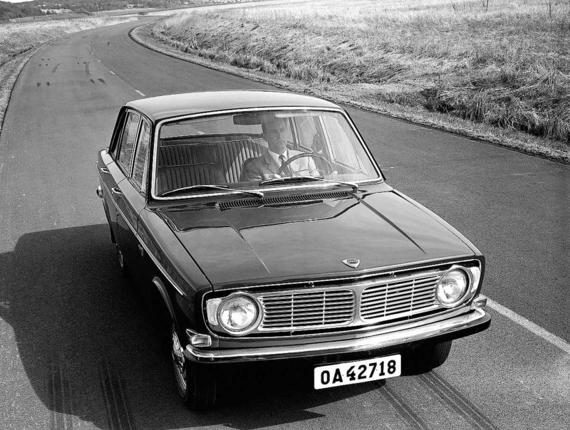 Volvo 140-serie. tijdloos ontwerp en pionier in veiligheid
