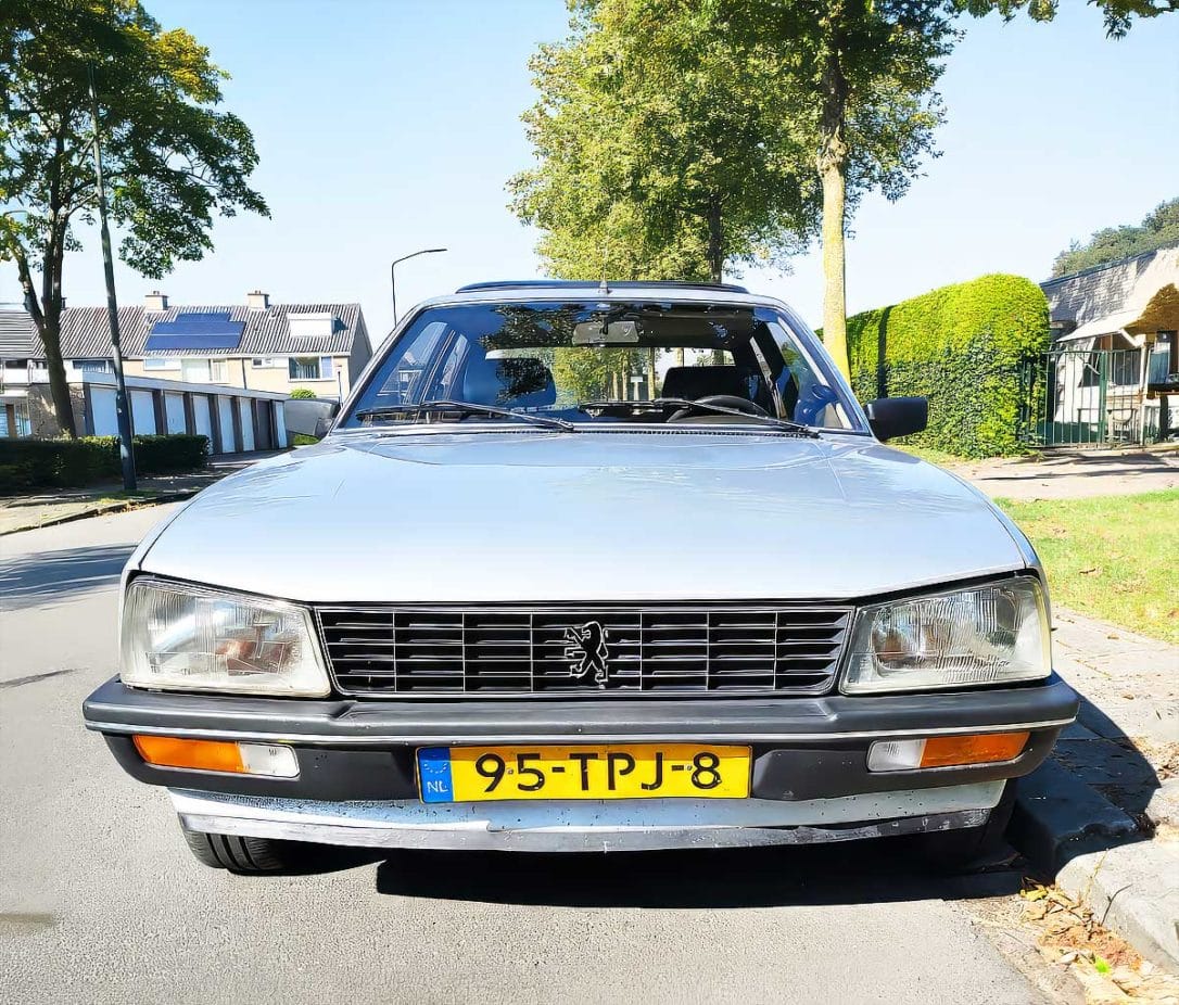 Diecast model cars Peugeot 505 1/87 PCX87 grün 1979 1:87