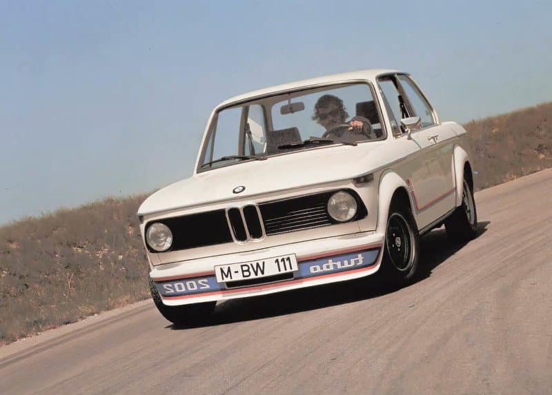 BMW serie 02: un'era di innovazione e stile