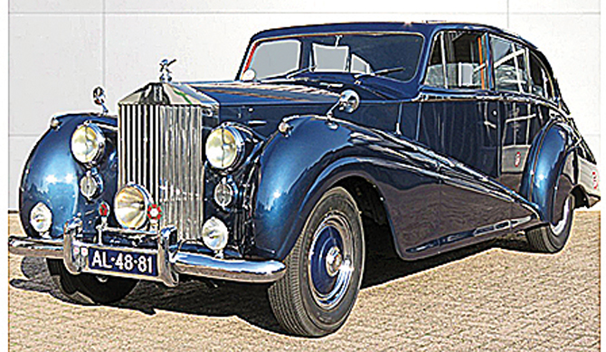 Rolls Royce Silver Wraith 4.5