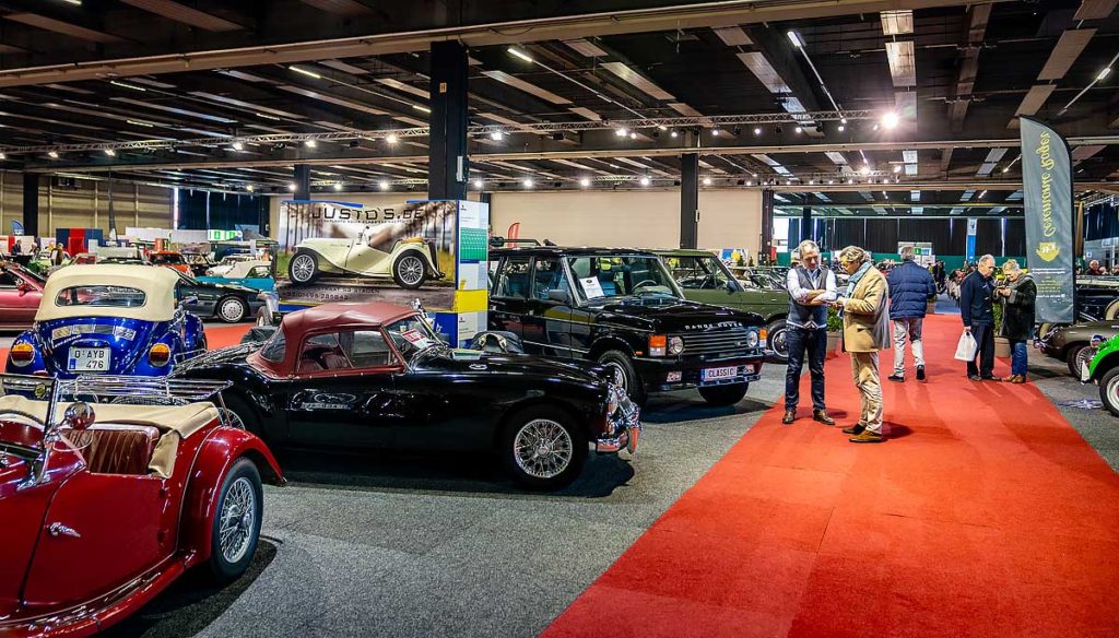 De glans van nostalgie: auto classics in brugge