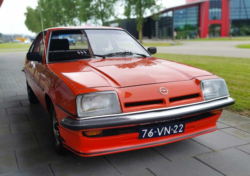 Opel b manta (1978): van auto rustplaats naar redding
