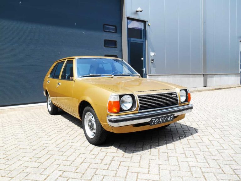 Mazda 323 (1977) – exkluzivita zaručena