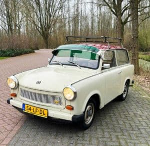 Trabant 601 combi (1988). bij uitstek geschikte vrijetijdsauto voor dani.