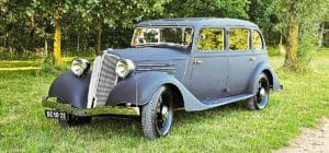 Renault vivaquatre kz23 uit 1935, een rijdende restauratie