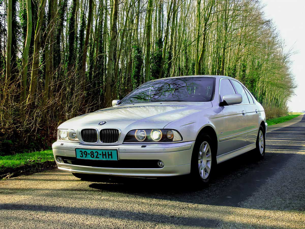 BMW 525i (E39)。未来のクラシック – Auto Motor Klassiek