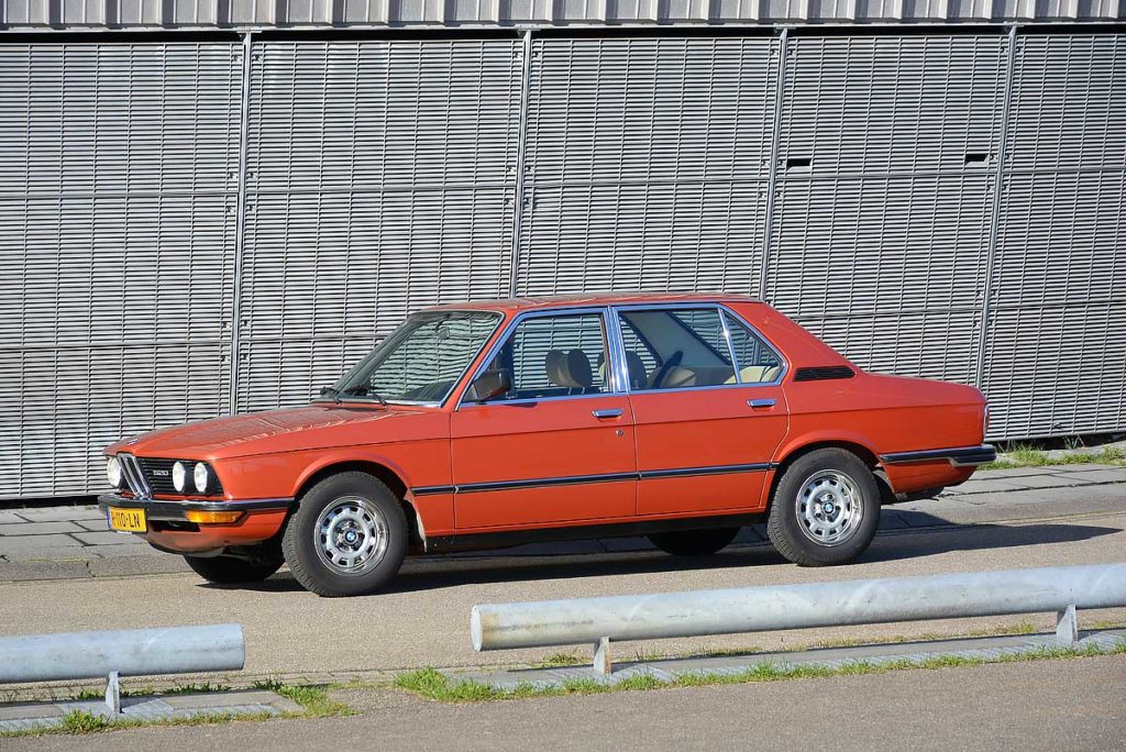 BMW 5 Serie (1972-1981) – Stevig in zijn schoenen