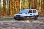 Fiat Panda 4x4 ploegt wel door het terrein, zolang je de vaart erin houdt: Berggeit maakt bokkensprongen