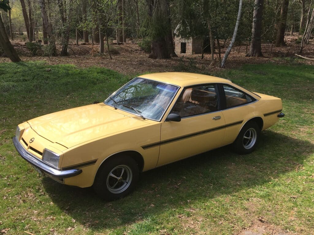 Opel Manta B 19 S (1976). Hoog waarderingscijfer