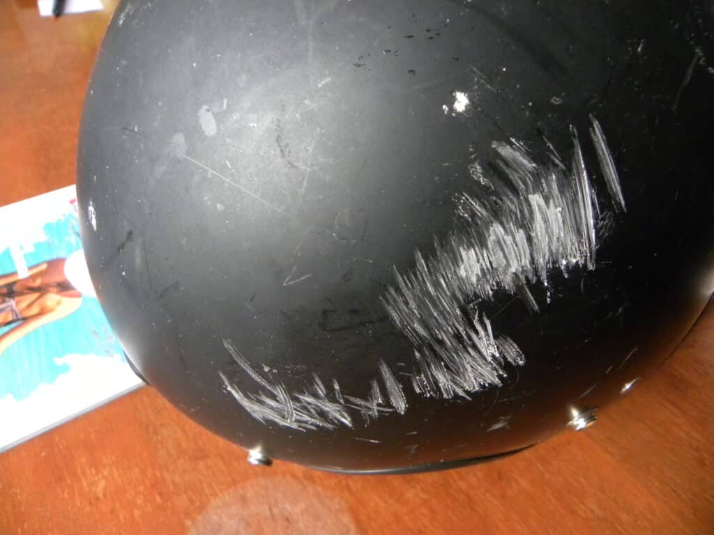 Een helm. een hoofdzaak